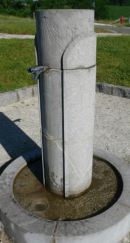 La fontaine indispensable au pèlerin