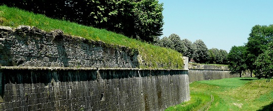 Remparts de Navarrenx