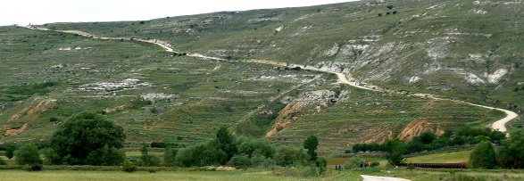 La montée vers la meseta de Mostelares