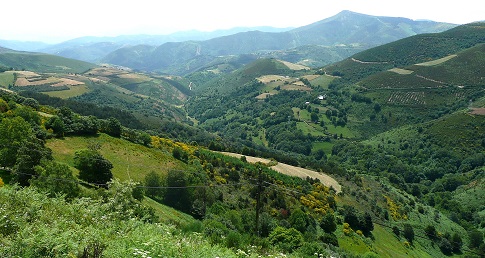 Vue vers le sud-ouest à partir du Cebreiro