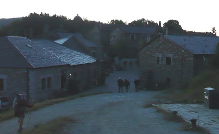 Départ des pèlerins